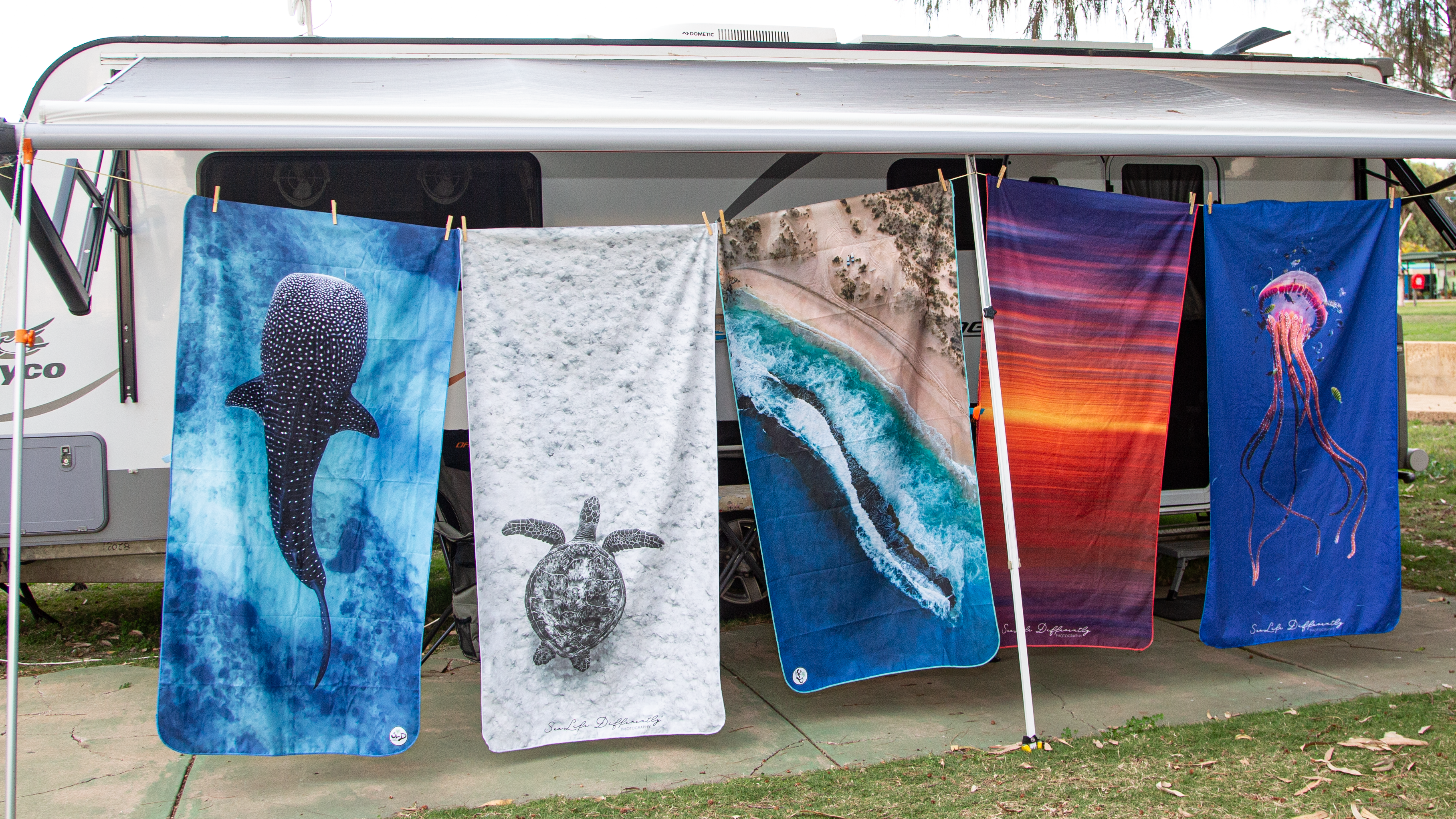 SeaLife Differently - Caravan 5 x Towels